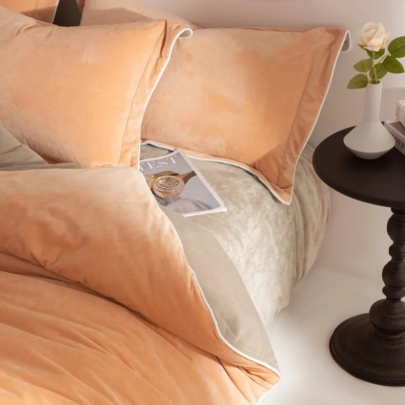 500TC Reversible Fluffy Microfiber velvet textured Duvet Cover Set with flat and fitted sheets and pillowcases