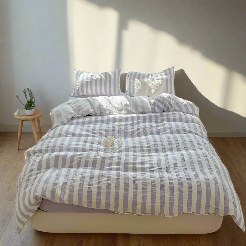 Lightweight Luxury Striped Bedding Set - Purple