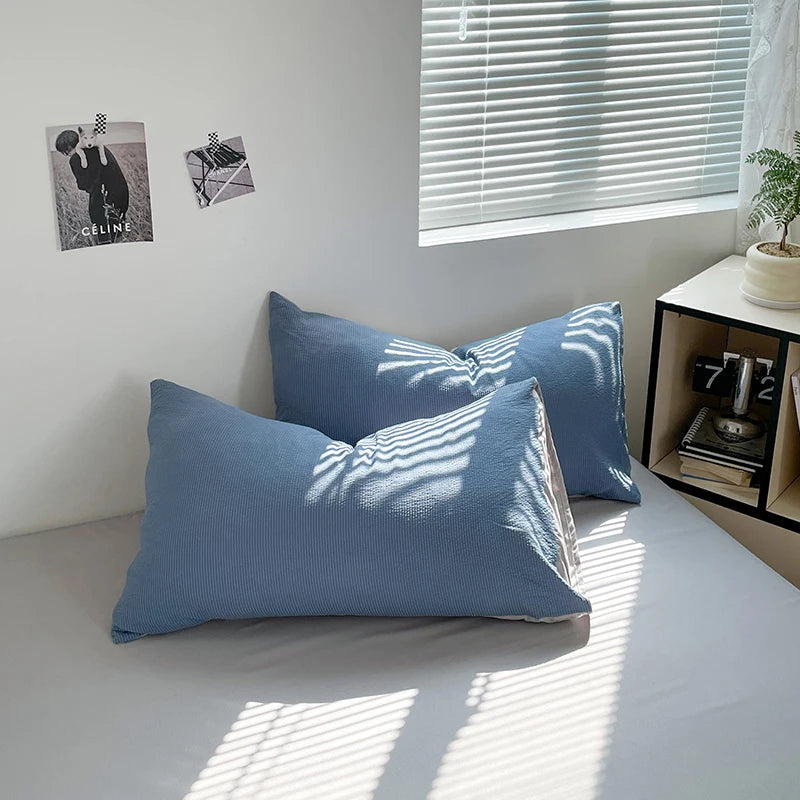 Luxury bed linen Seersucker 3-Piece Duvet Cover Set – Microfiber - Blue