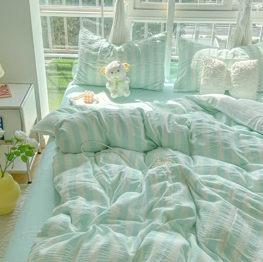 Luxury bedding Lightweight Luxury Striped Bedding Set - Sky