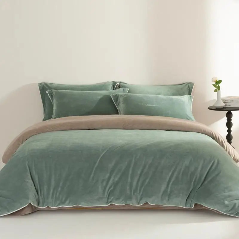 Queen size 500TC Reversible Fluffy Microfiber Duvet Cover Set with Sheets - Green