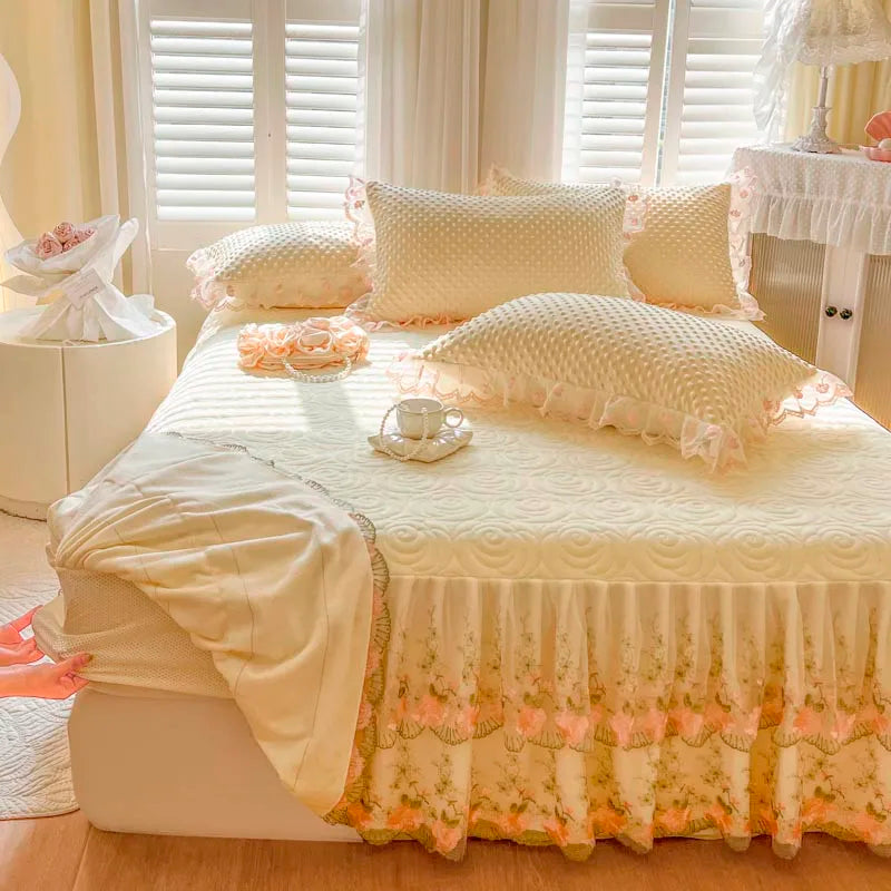 400TC Lace Embroidery Ruffled Bed Skirt Set - Yellow