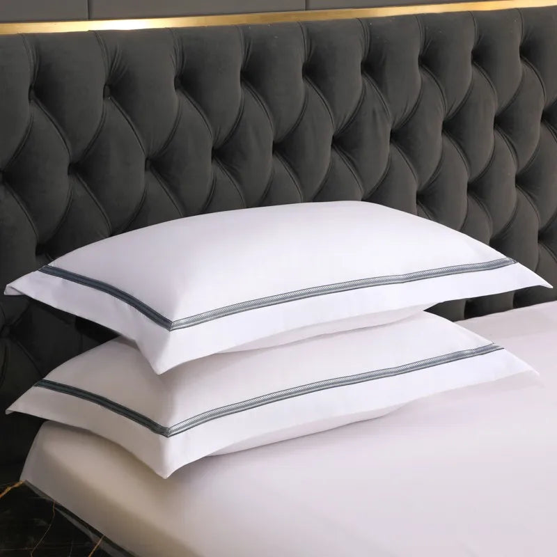 White Soft 800TC Hotel Style Bedding Set includes duvet cover, flat or fitted sheets and pillowcases