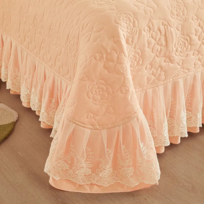luxury Quilted Floral Embossed Lace Bedding Set - Peach