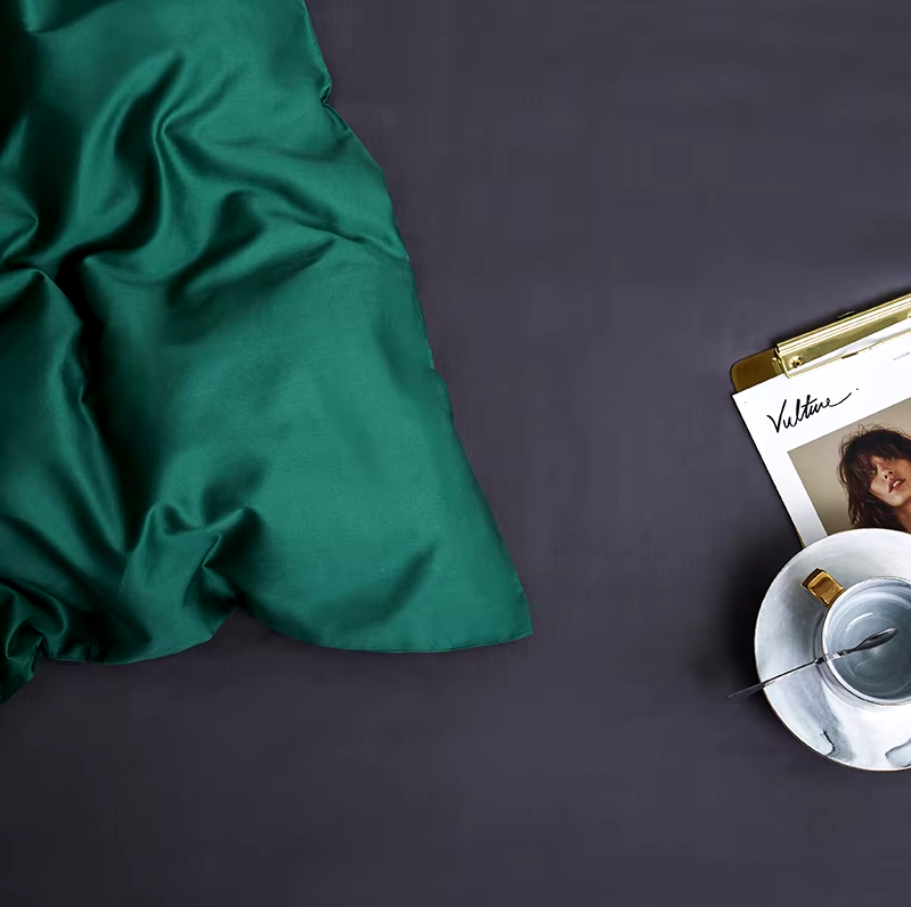 luxury linens Silky Soft Pure Egyptian Cotton Bedding Set - Green